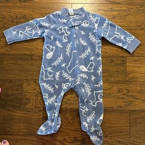 Yoga Sprout Blue Footed One Piece with White Animal Patterns